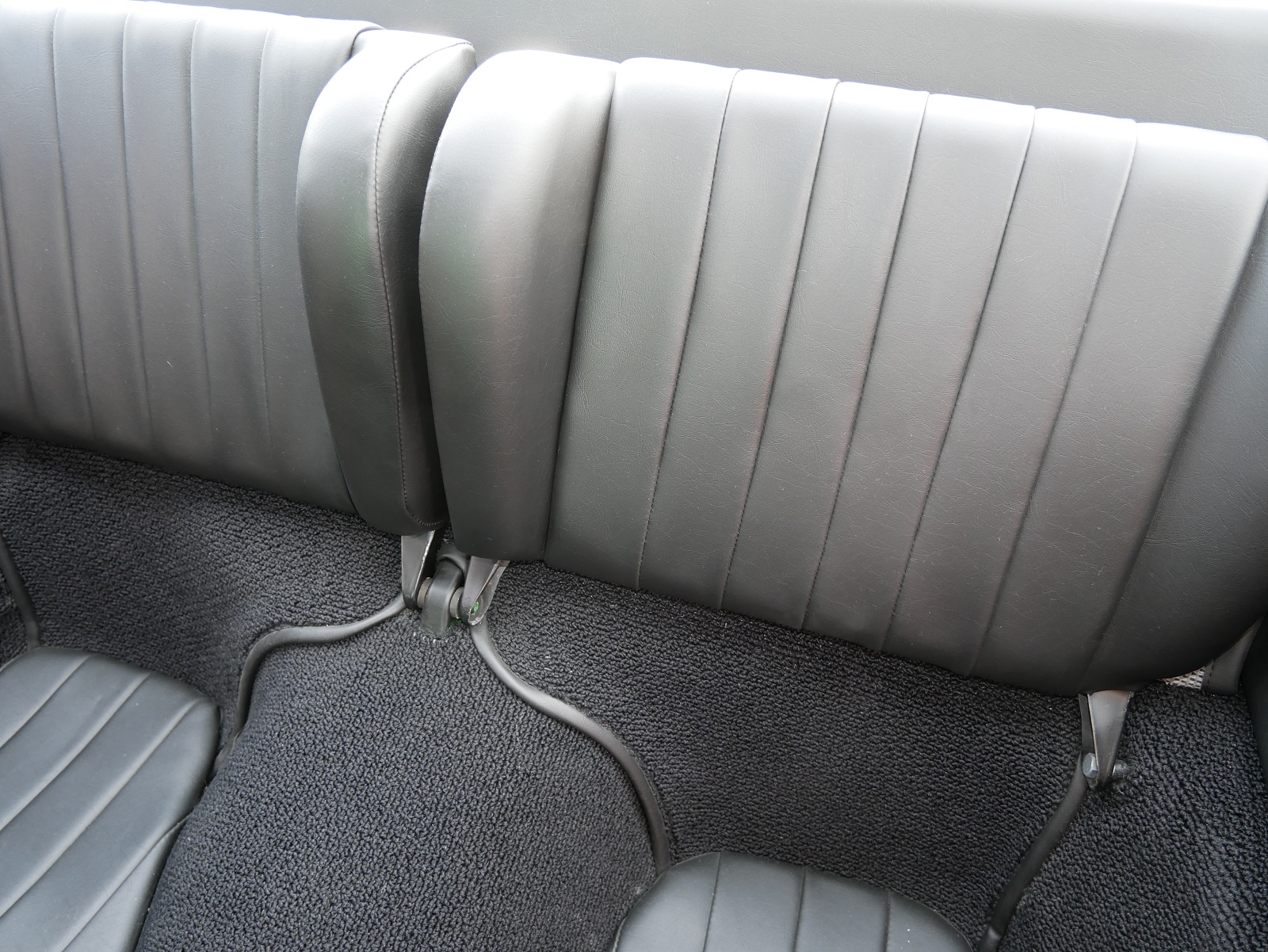 Porsche 911 T  2.4L  Targa