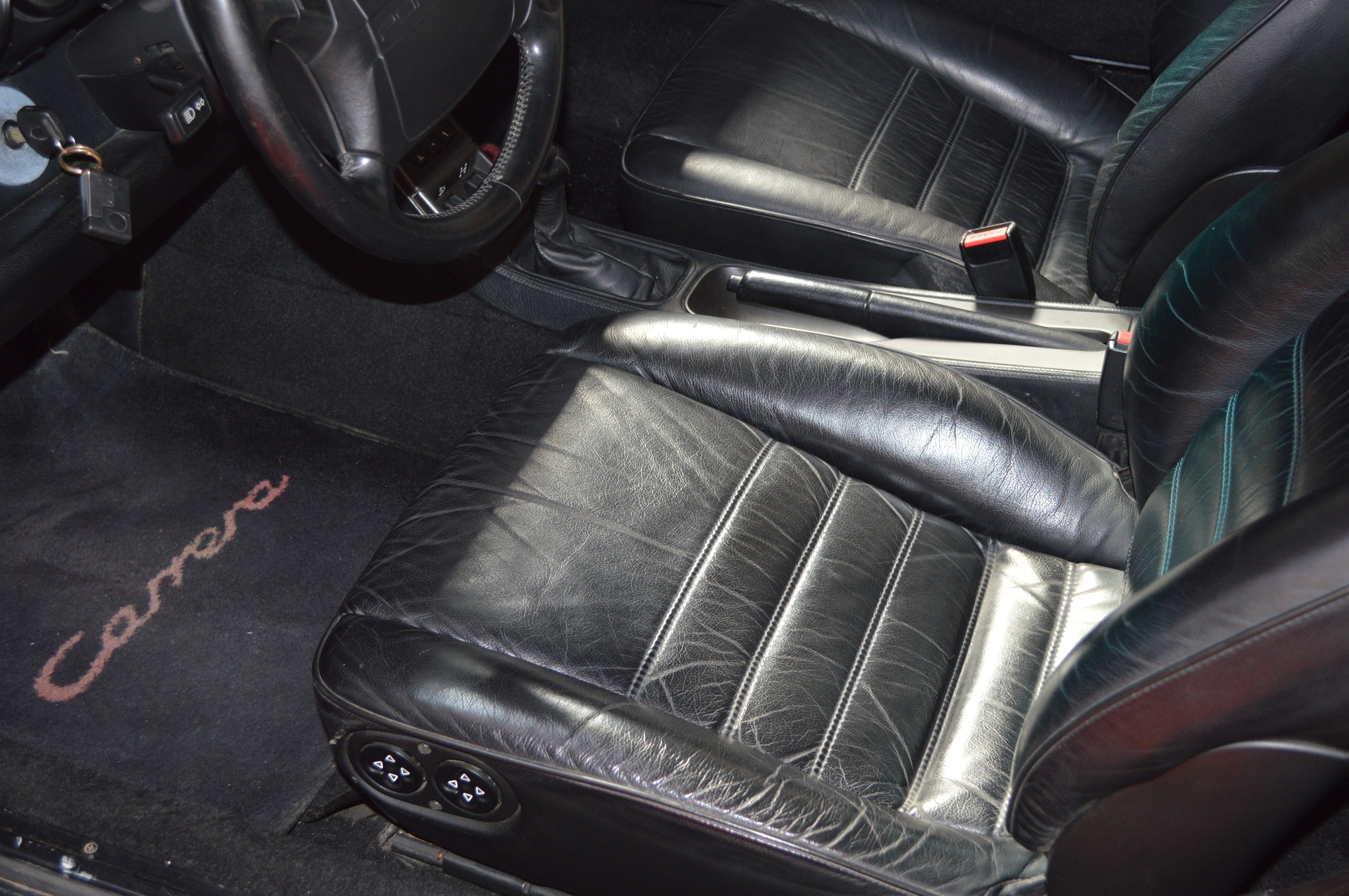 Porsche 911 (964) Carrera 4 Coupe