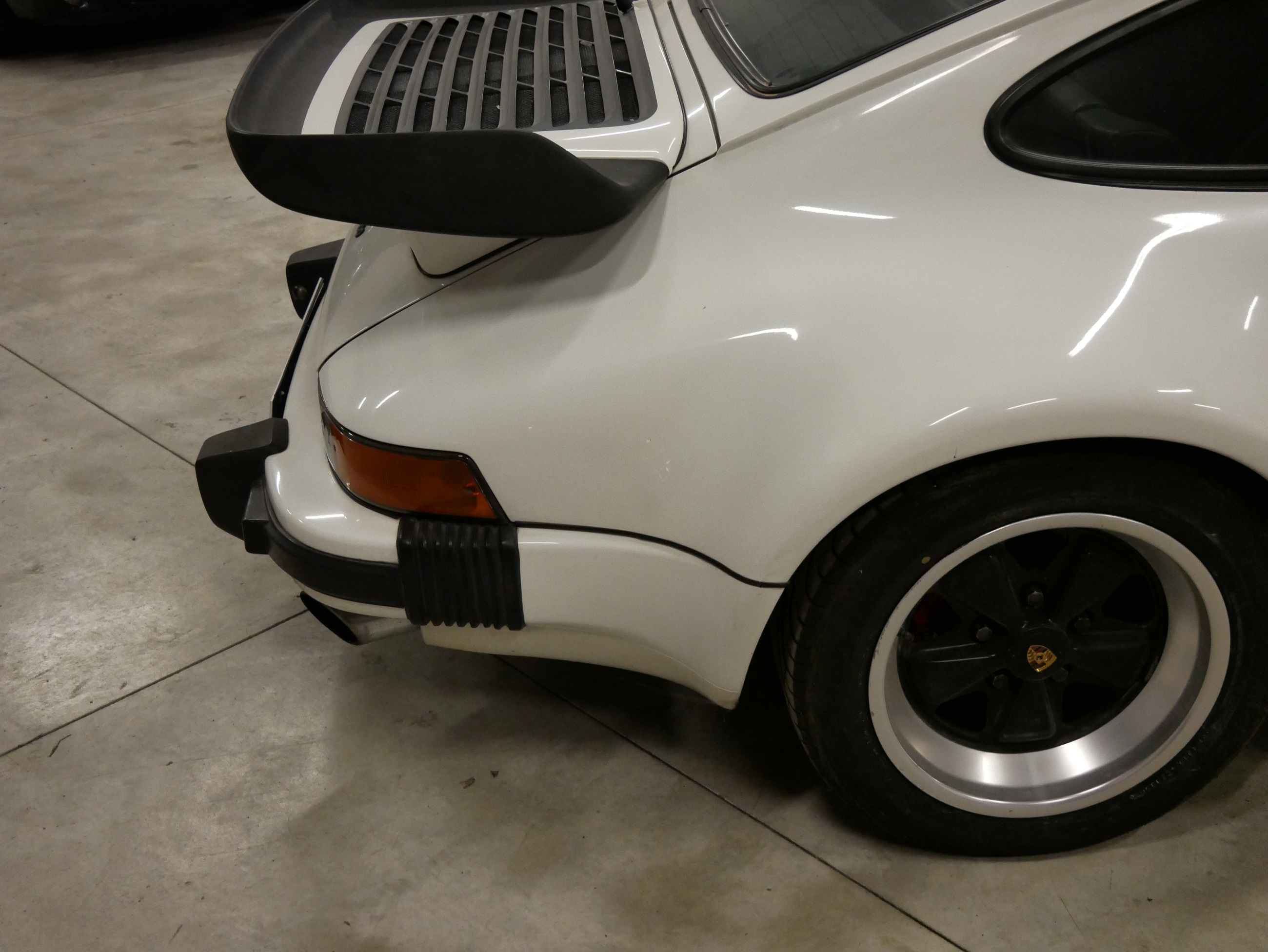 Porsche 930 TURBO