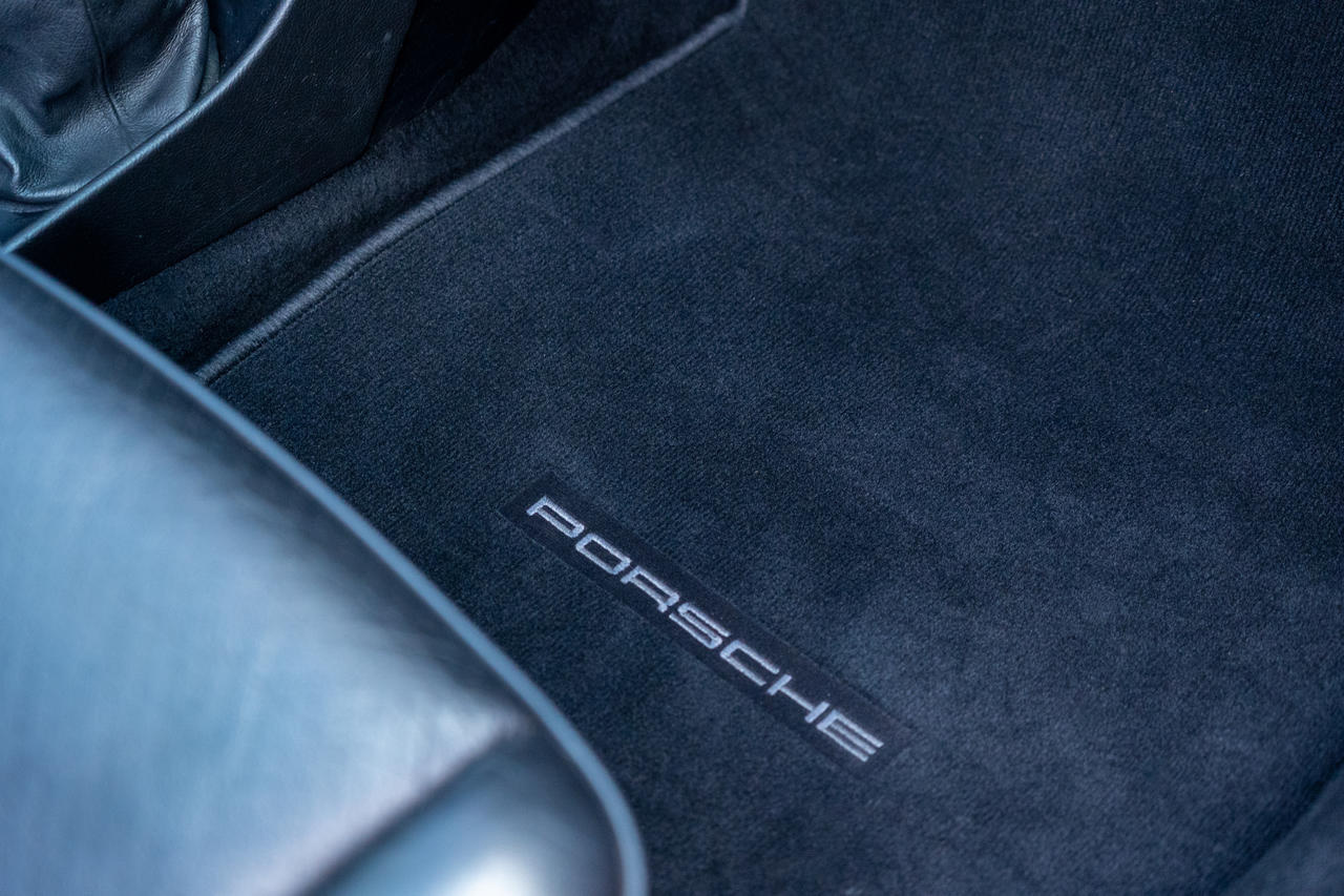 Porsche 911 Carrera 3.2 Targa